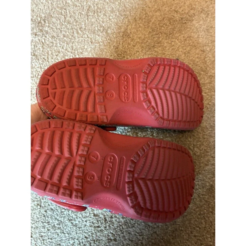 Crocs x Vineyard Vines Classic Clog Red Printed Christmas Jibbitz Women 9 Men 7